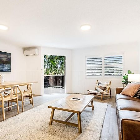 Beaches Apartments Teluk Byron Bagian luar foto
