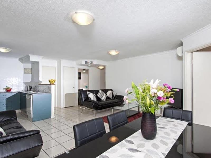 Beaches Apartments Teluk Byron Bagian luar foto